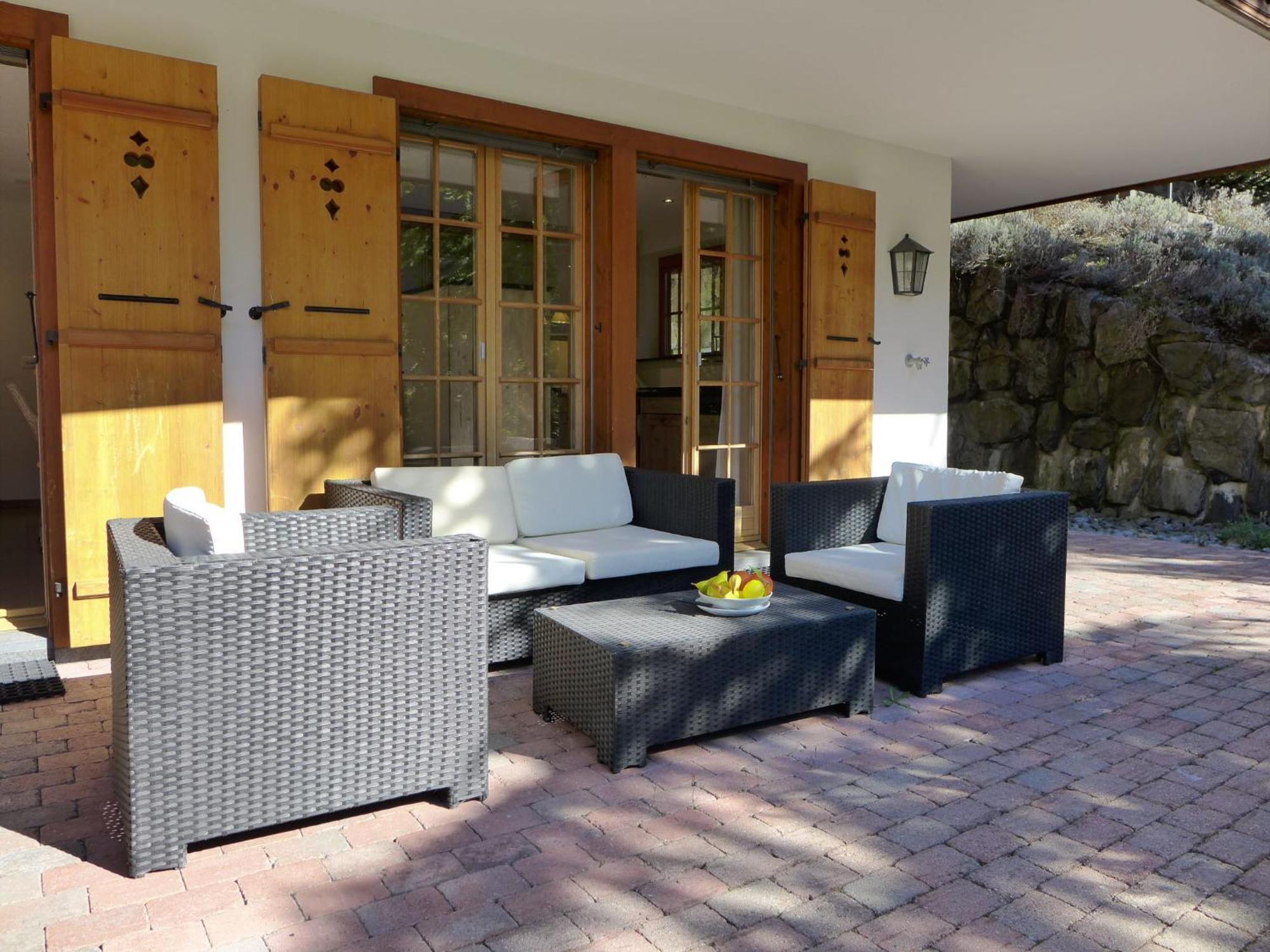 Smaragd-3 By Interhome *
